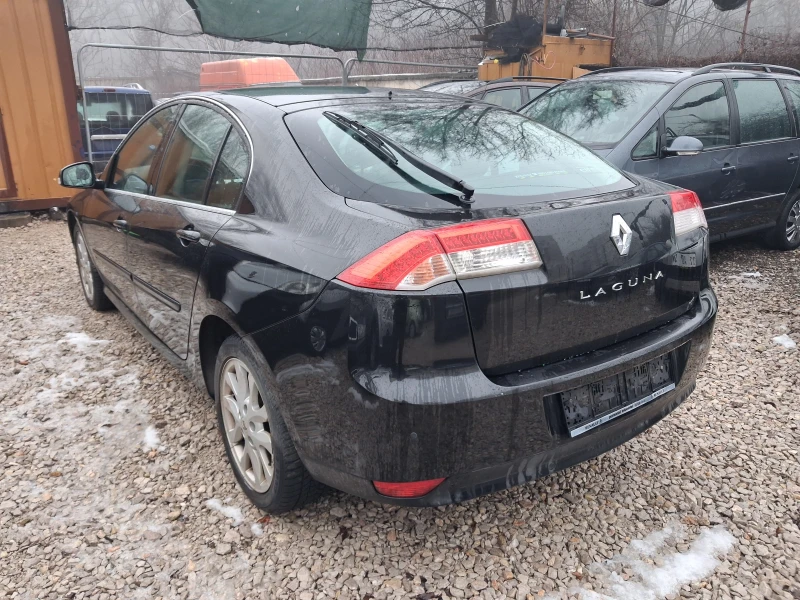 Renault Laguna 2.0i* * BENZIN* SEDAN, снимка 3 - Автомобили и джипове - 53057535