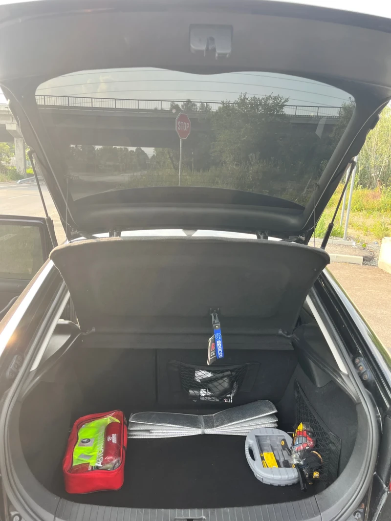 Seat Leon, снимка 7 - Автомобили и джипове - 53064125