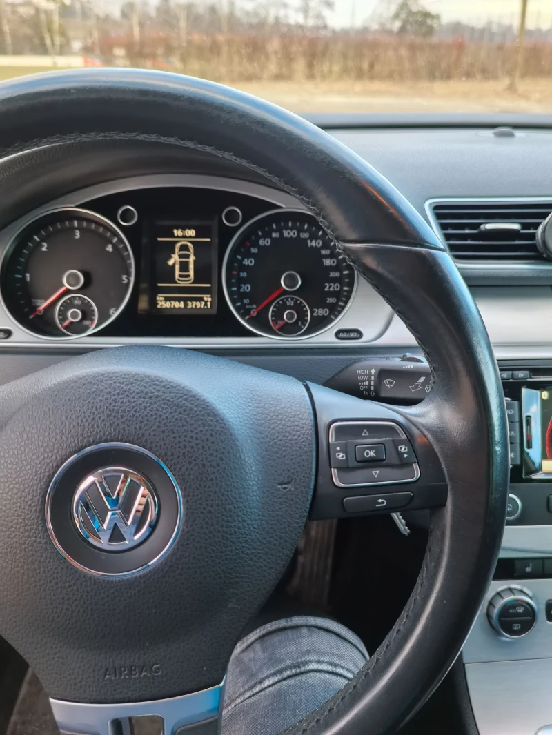 VW CC, снимка 9 - Автомобили и джипове - 53212908