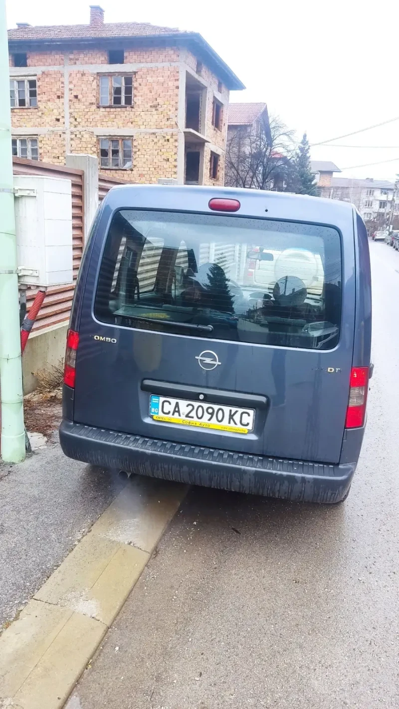 Opel Combo 1.7 CDTi, снимка 3 - Автомобили и джипове - 53291431
