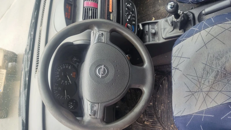 Opel Combo 1.7 CDTi, снимка 6 - Автомобили и джипове - 53291431