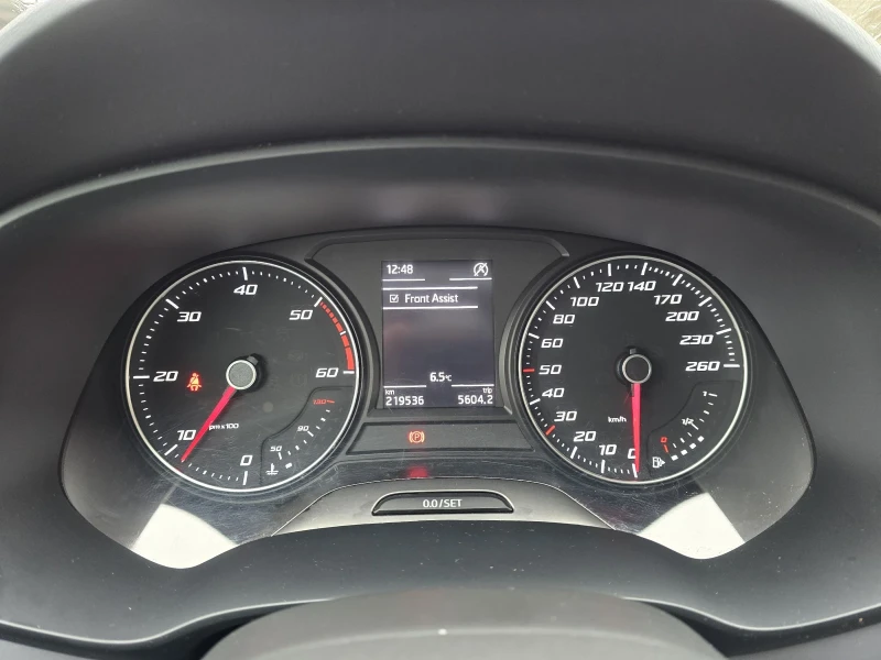 Seat Leon 1.6TDI 115к.с STYLE , снимка 17 - Автомобили и джипове - 53563912