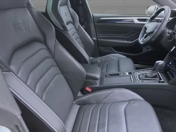 VW Arteon Shooting Brake 2.0 TDI 4Motion = R-Line = Гаранция, снимка 9 - Автомобили и джипове - 55736377