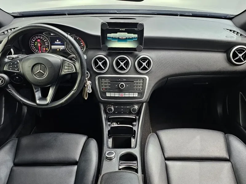 Mercedes-Benz A 200 W176 �������| �������| ����� | Mobile.bg � ����������� 7