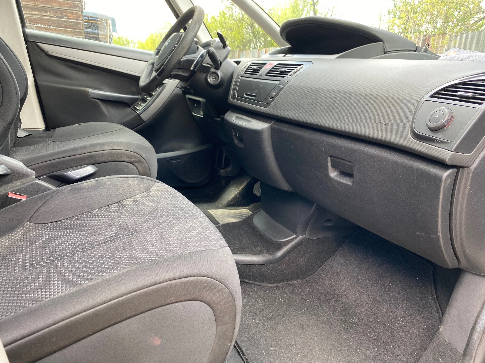 Citroen C4 Picasso 1.6 HDI автоматик | Mobile.bg — изображение 14