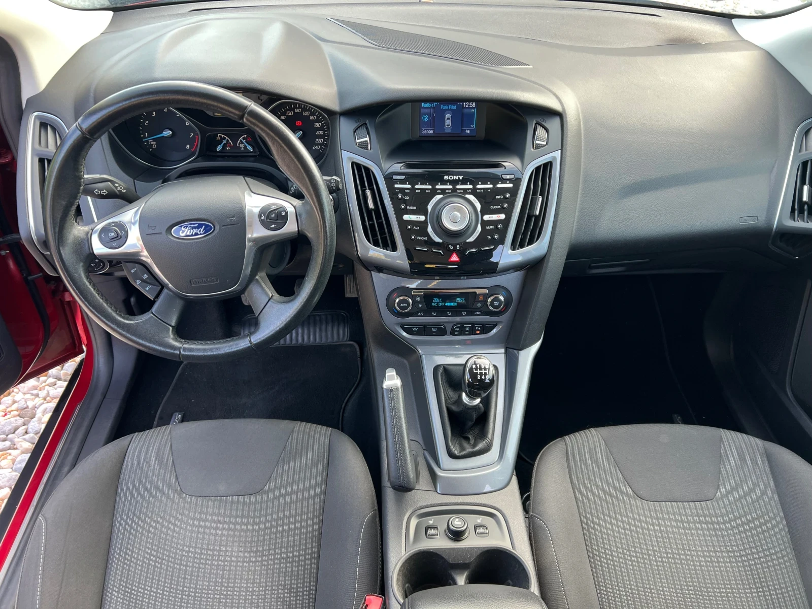 Ford Focus 1.000 ������ 6 �������� ����� | Mobile.bg � ����������� 11