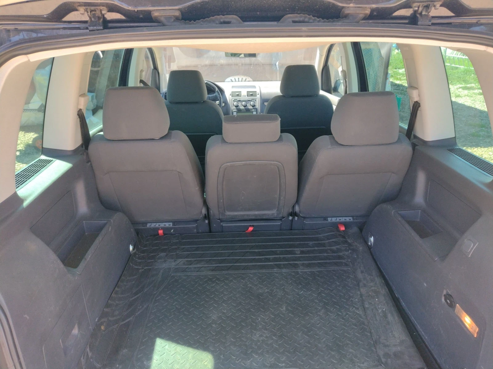 VW Touran 1.9 105 facelift - изображение 5