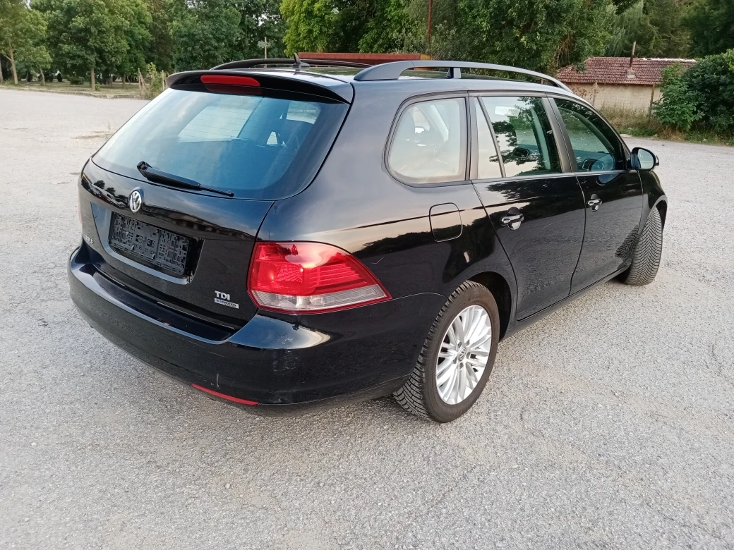 VW Golf 1.6TDi Bluemotion - изображение 6