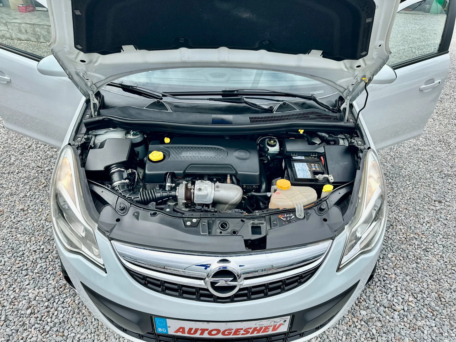 Opel Corsa 1.3CDTI-Euro 5B | Mobile.bg   15