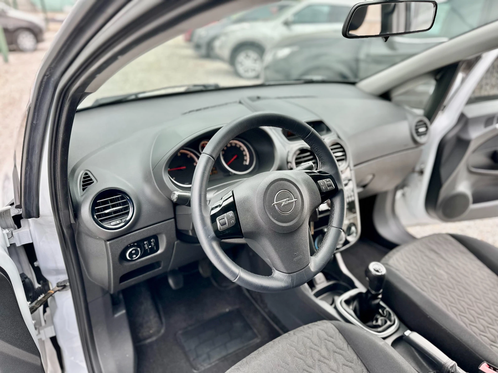 Opel Corsa 1.3CDTI-Euro 5B | Mobile.bg   13