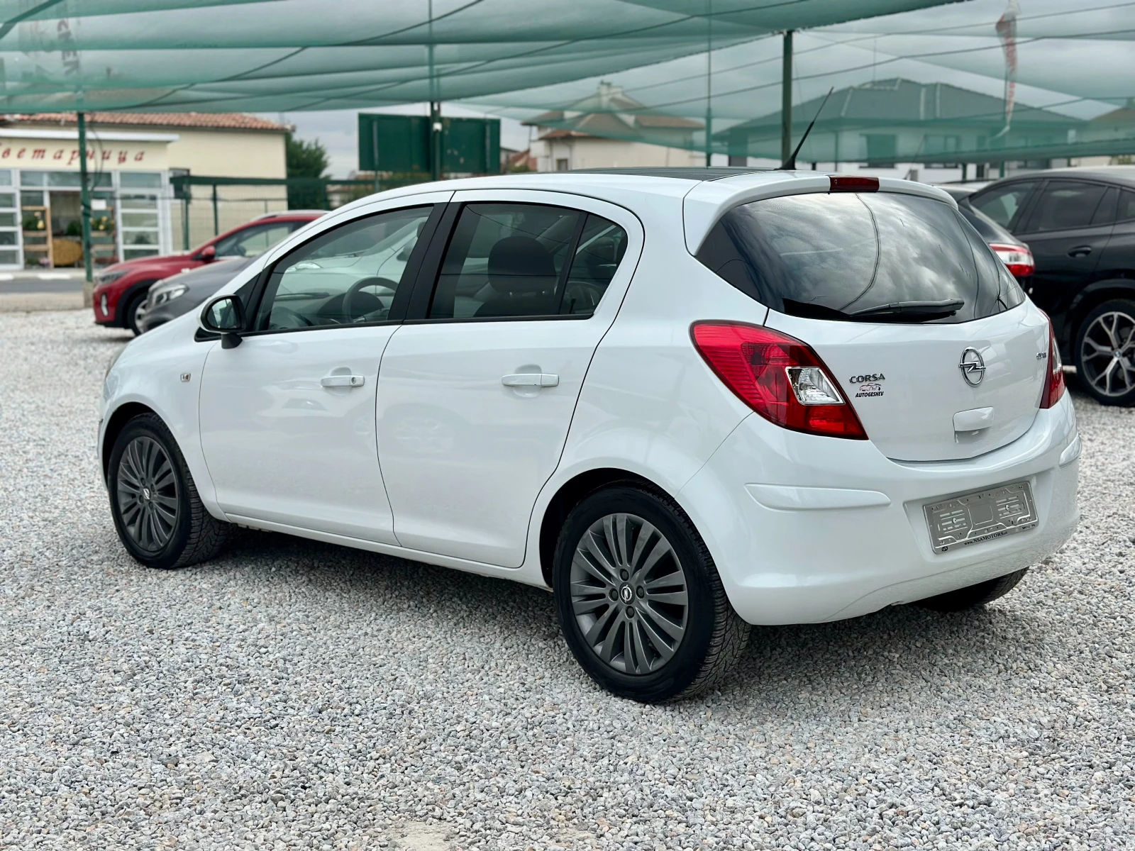 Opel Corsa 1.3CDTI-Euro 5B - изображение 3
