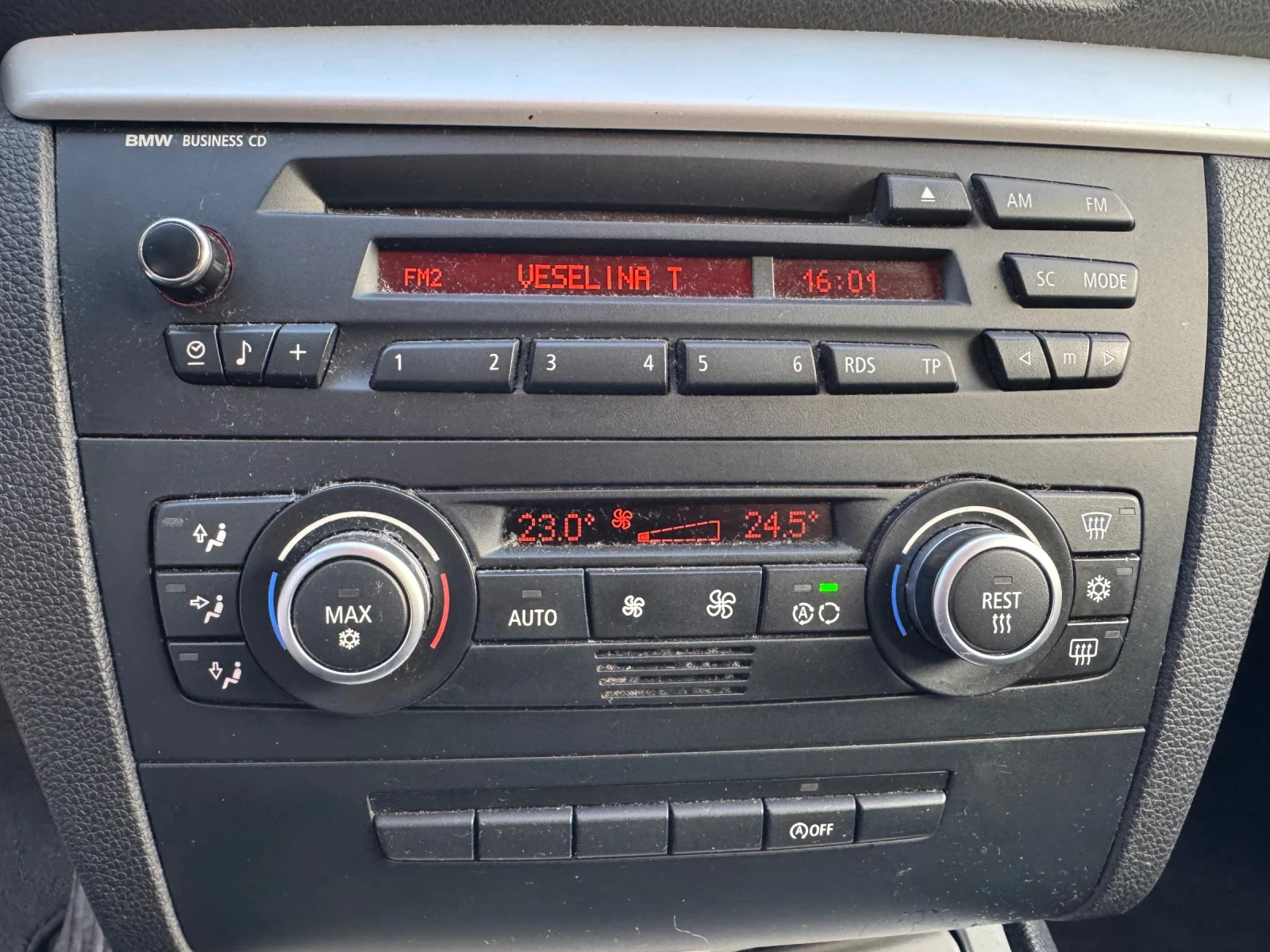 BMW 118 2.0D ADVANTAGE FACELIFT* EURO 5A* SERVICE BOOK* NE | Mobile.bg   14