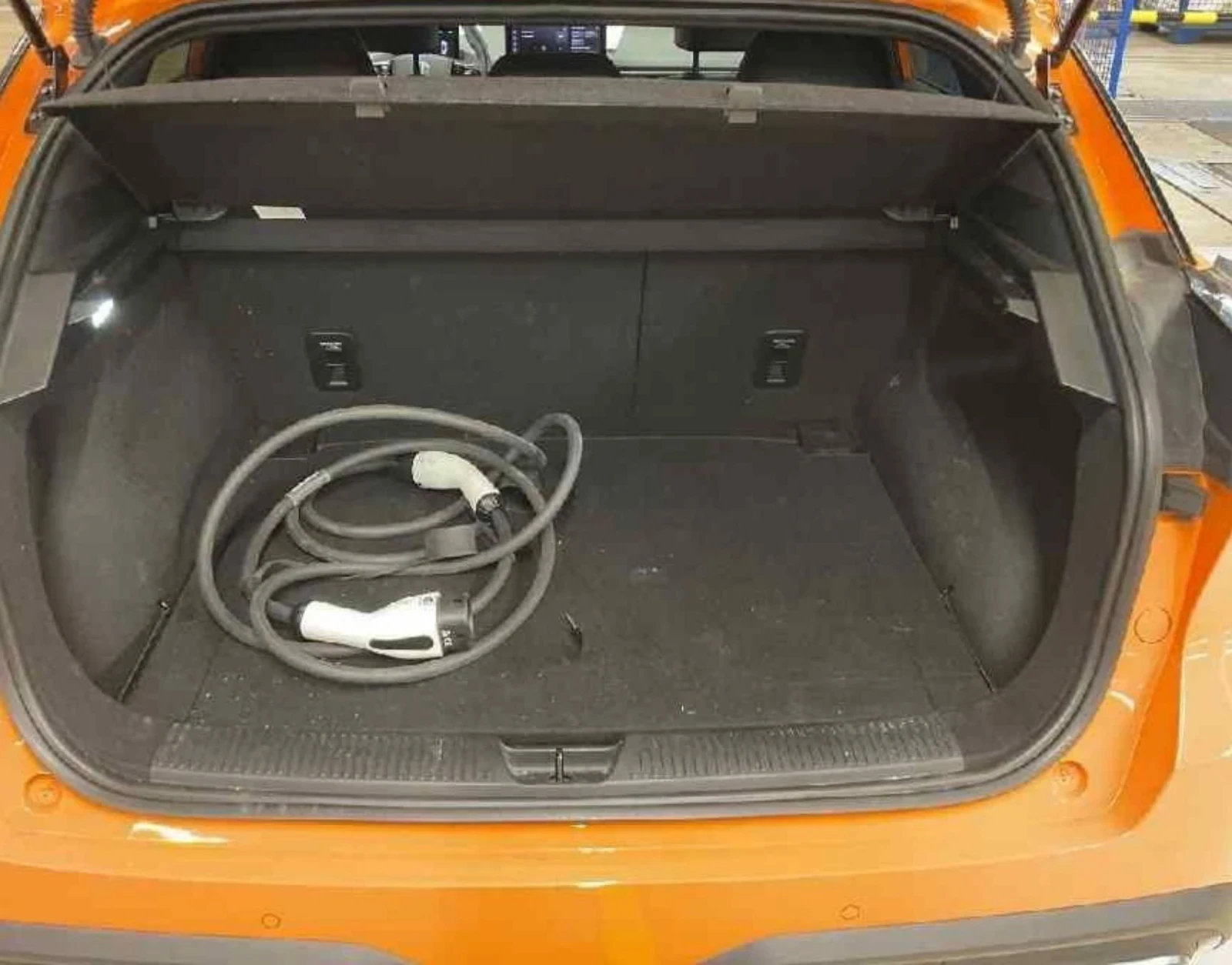 Mg MG4 LUXURY 64 KWh.Kamera.Navi.Led.ACC | Mobile.bg � ����������� 14