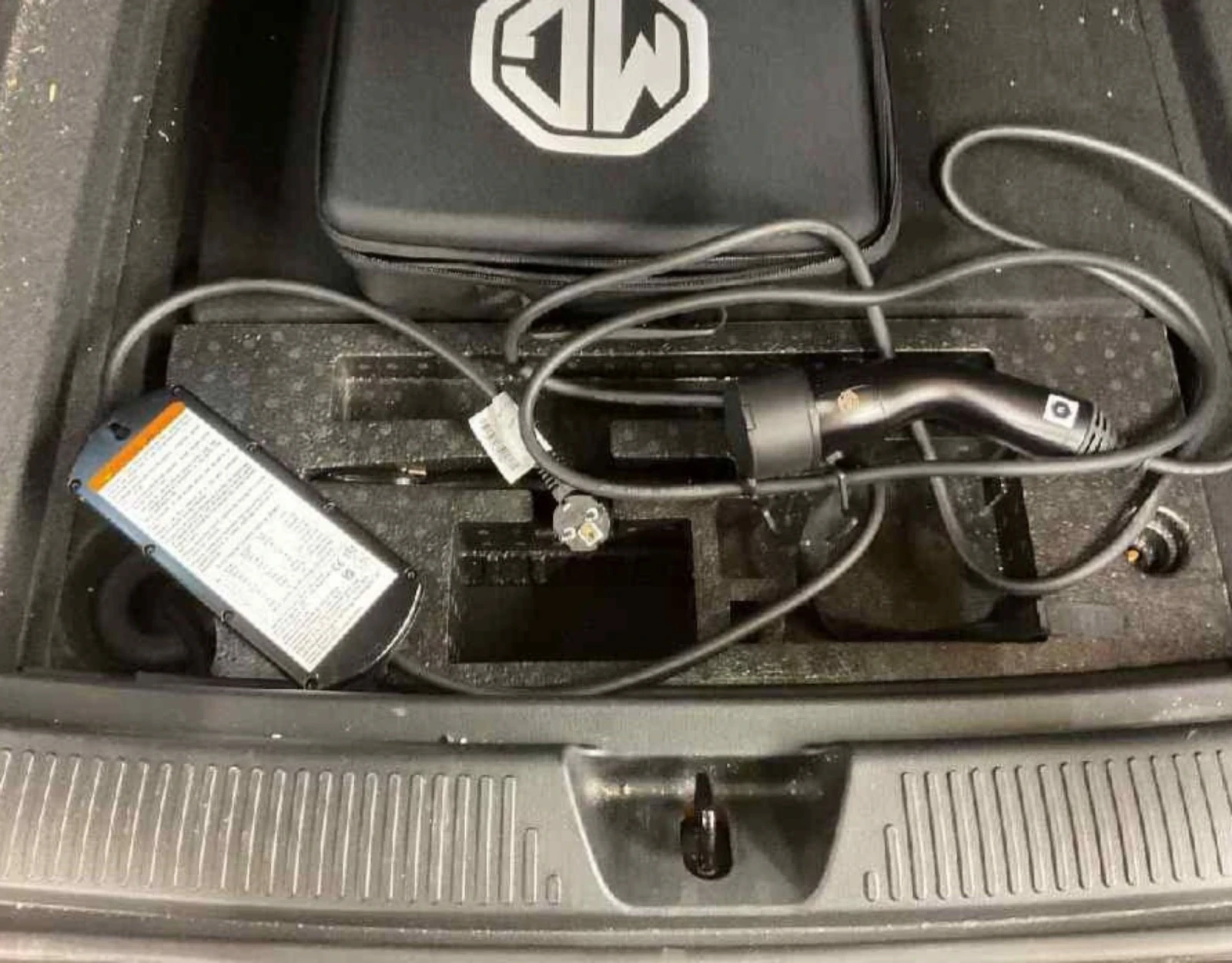 Mg MG4 LUXURY 64 KWh.Kamera.Navi.Led.ACC | Mobile.bg � ����������� 15