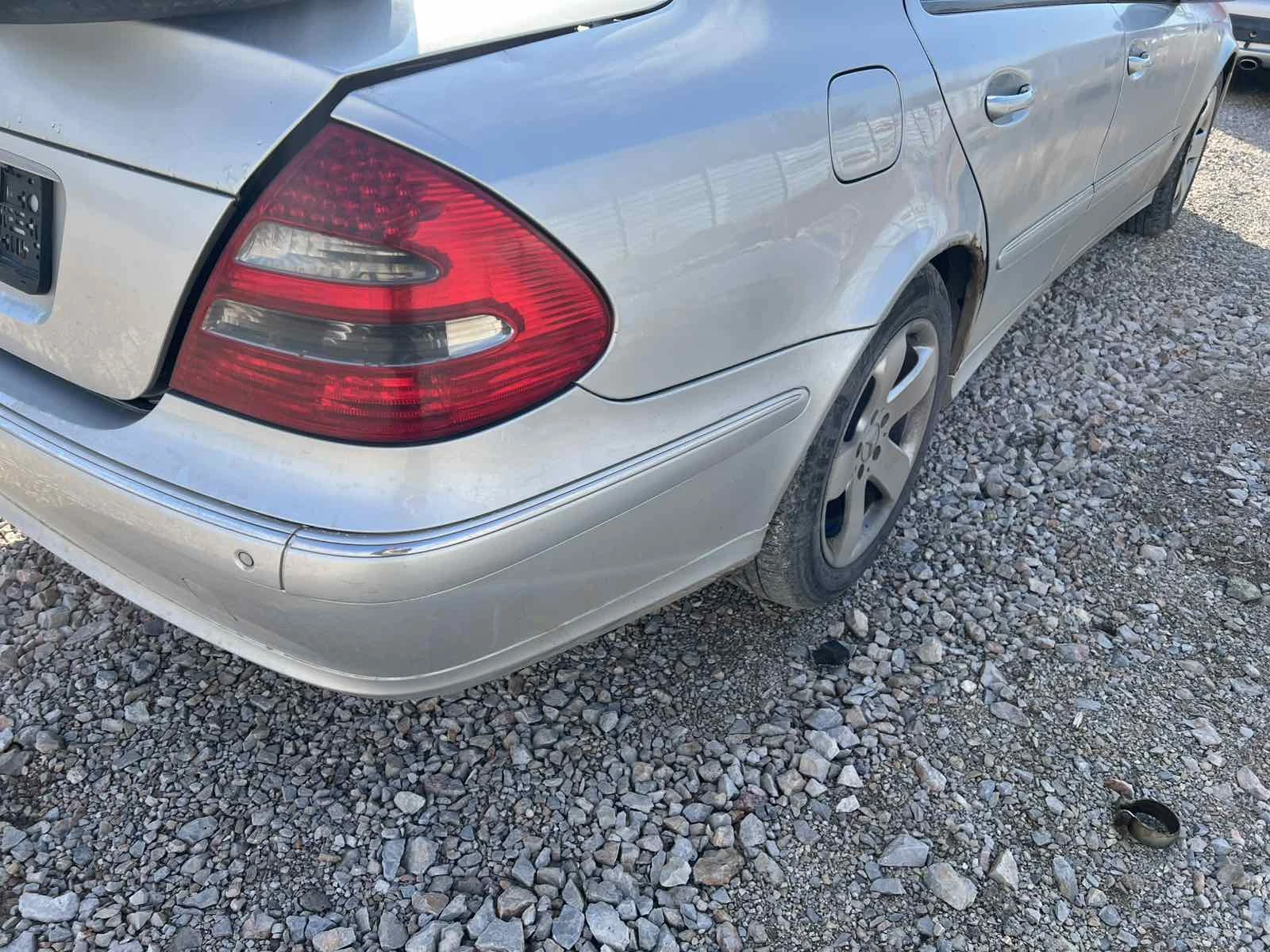 Mercedes-Benz E 270  - изображение 2