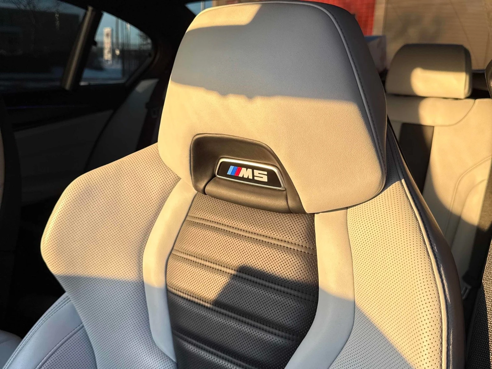 BMW M5  С РЕГИСТРАЦИЯ & АВТО КРЕДИТ , снимка 10 - Автомобили и джипове - 53958403