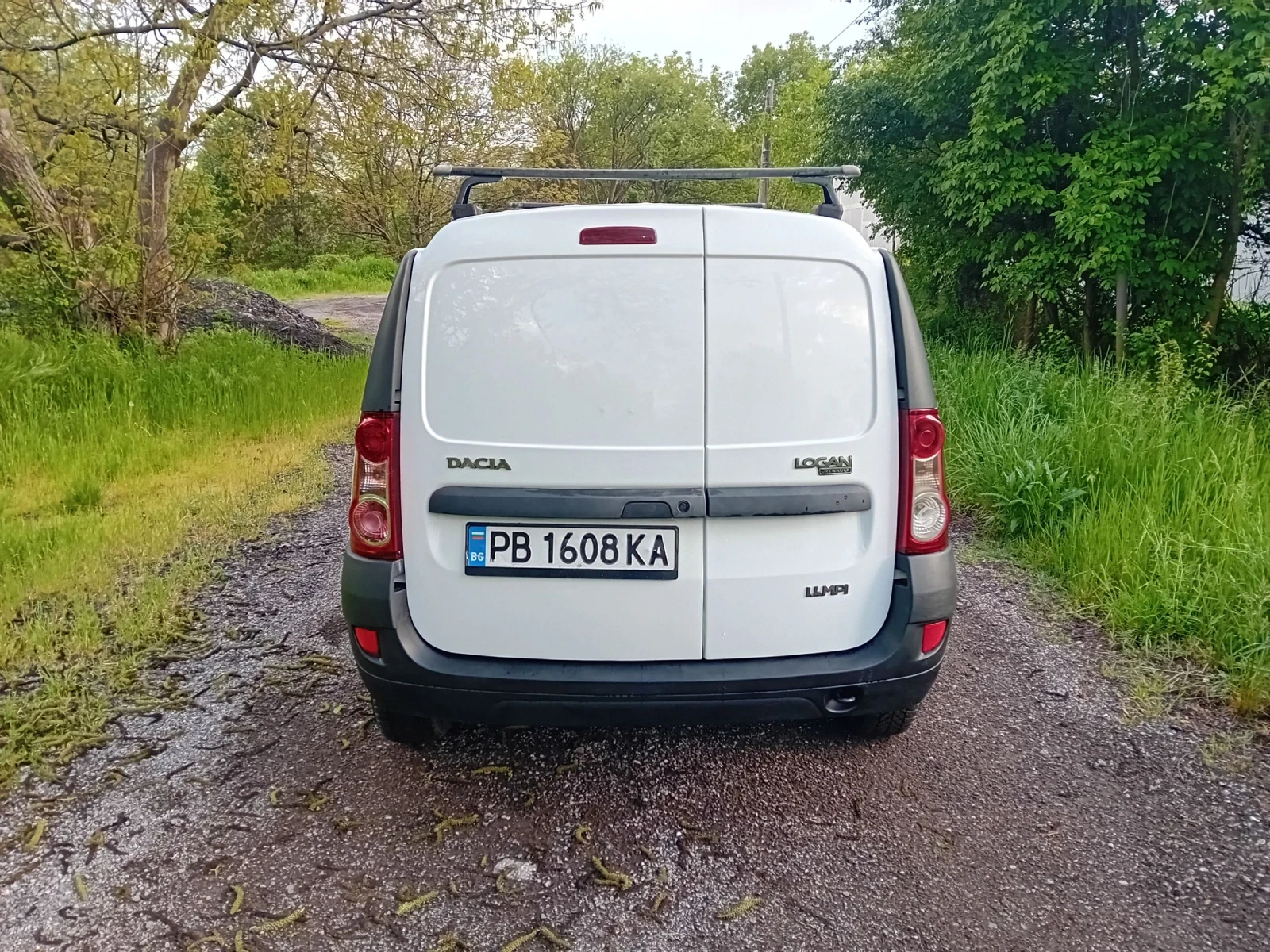 Dacia Logan 1.4 БЕНЗИН ГАЗ 164000 КМ СЕРВИЗНА ИСТОРИЯ, снимка 7 - Автомобили и джипове - 54511439