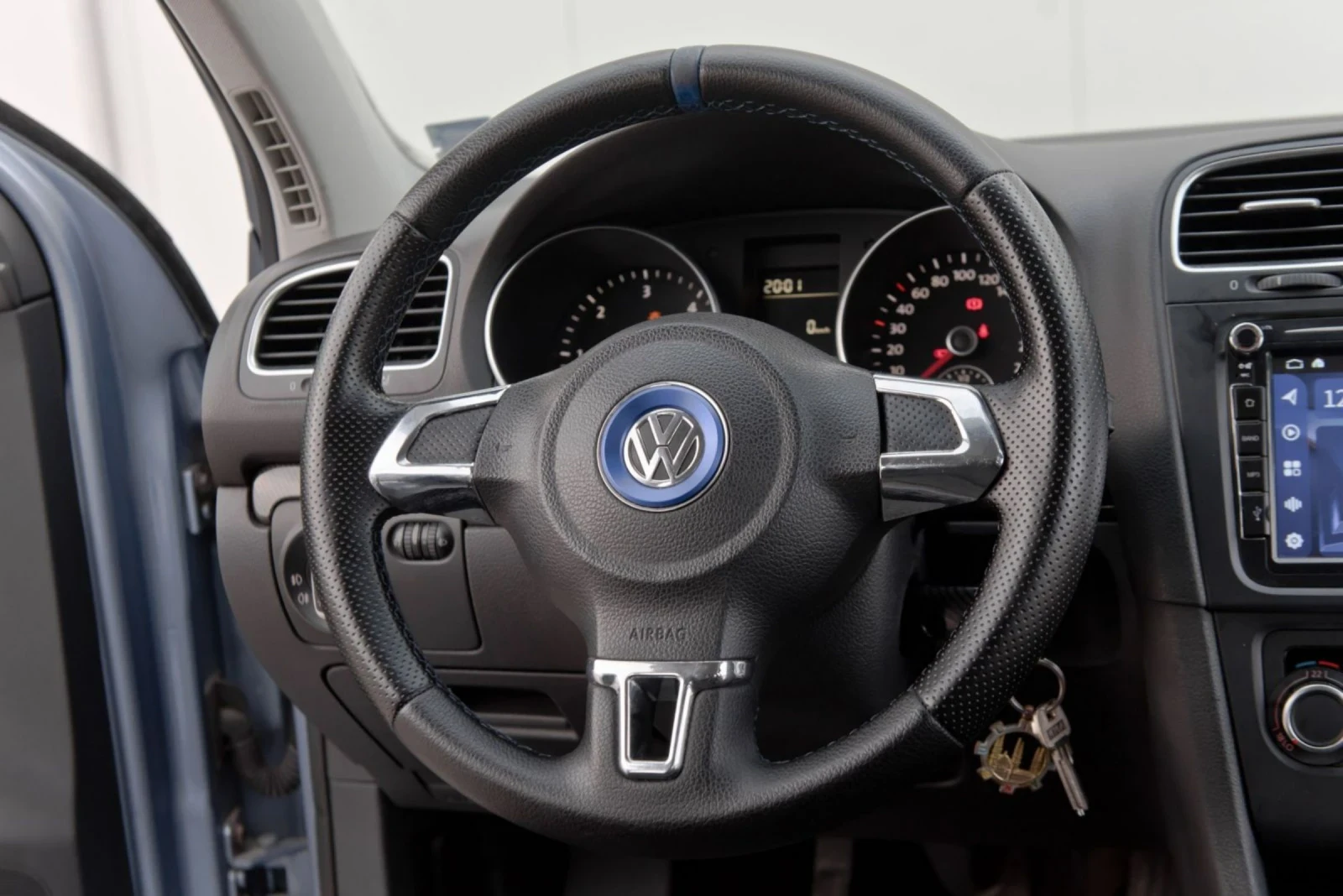 VW Golf, снимка 14 - Автомобили и джипове - 54976400