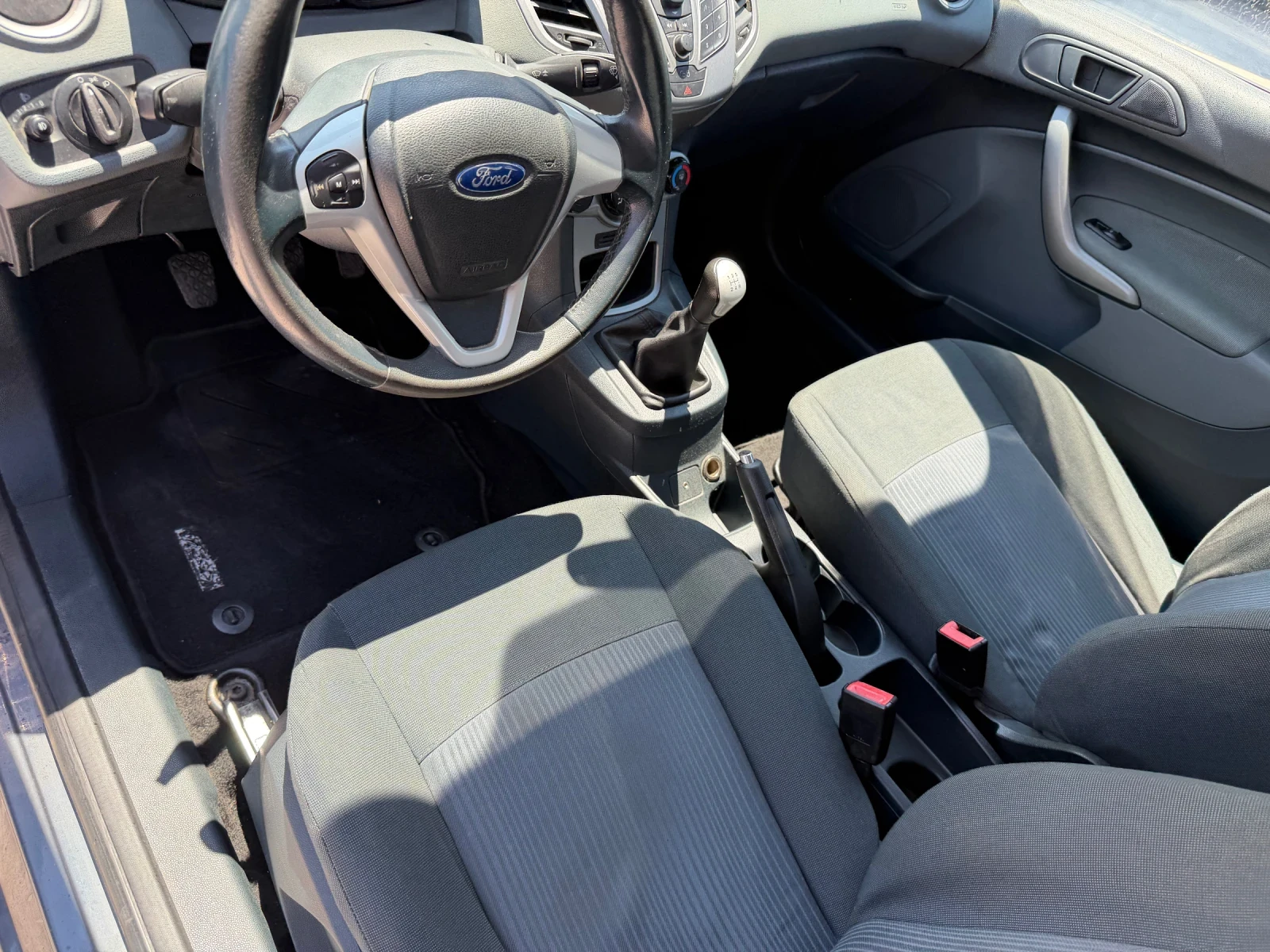 Ford Fiesta 1.2, снимка 12 - Автомобили и джипове - 54982479