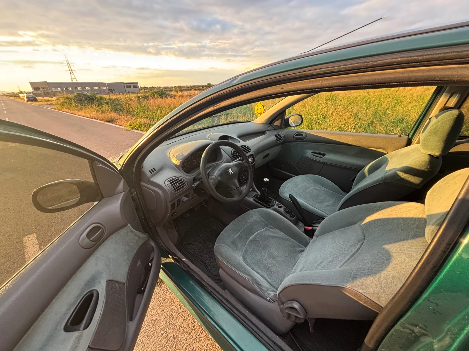 Peugeot 206 1.4 газ-бензин, снимка 6 - Автомобили и джипове - 55166117