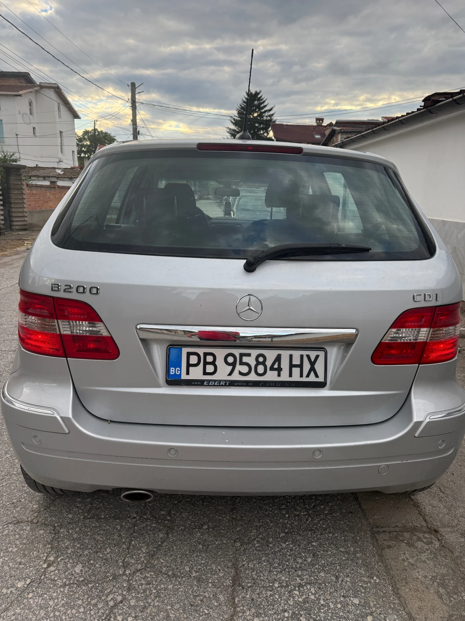 Mercedes-Benz B 200, снимка 4 - Автомобили и джипове - 56013094