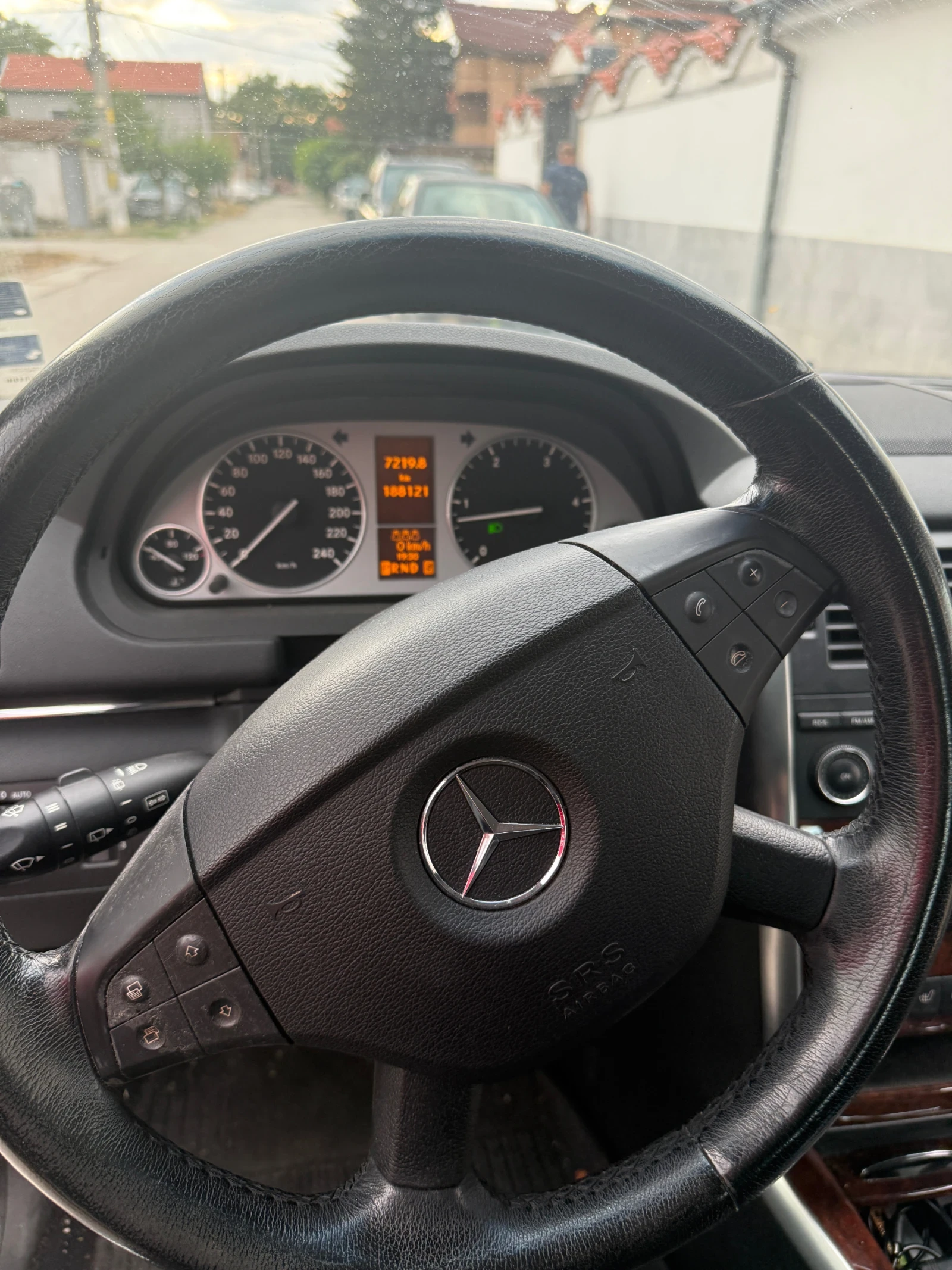Mercedes-Benz B 200, снимка 12 - Автомобили и джипове - 56013094