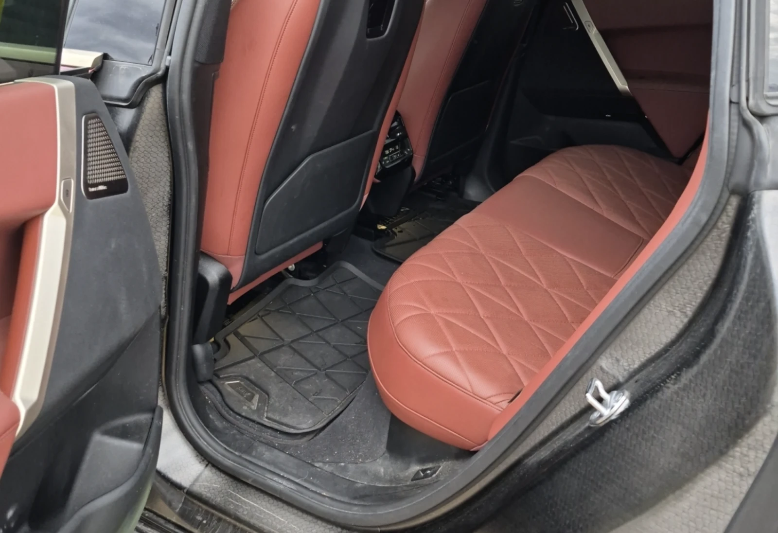 BMW iX 50* XDRIVE* BOWERS&WILKINS* ��������* �����* ���� | Mobile.bg � ����������� 9