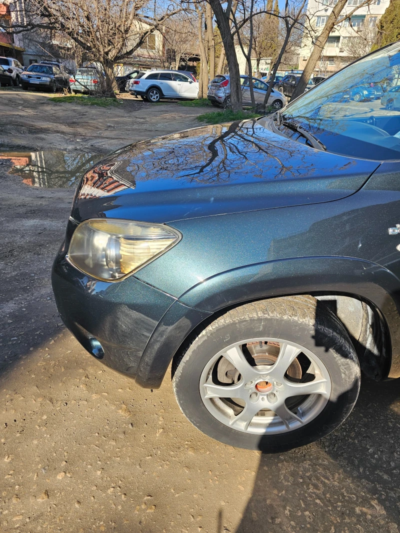 Toyota Rav4 джип, снимка 3 - Автомобили и джипове - 49026661