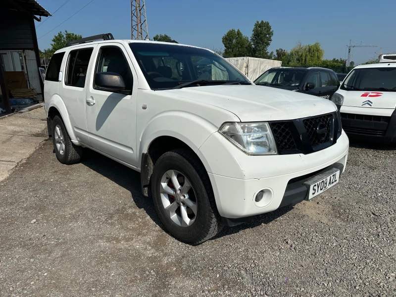 Nissan Pathfinder 2.5 DCI 