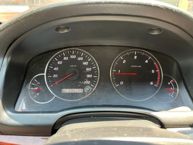 Toyota Land cruiser, снимка 10 - Автомобили и джипове - 52555377