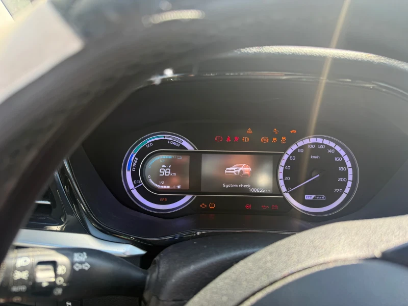 Kia Niro 1.6 DE HEV FACELIFT, снимка 8 - Автомобили и джипове - 51896165