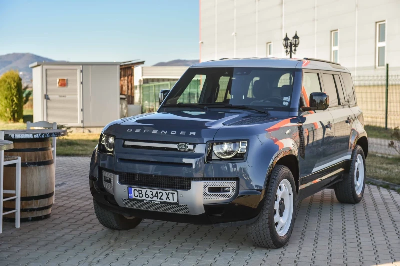 Land Rover Defender 110  D300 X-Dynamic SE, снимка 3 - Автомобили и джипове - 51910892