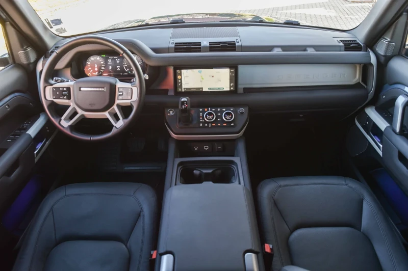 Land Rover Defender 110  D300 X-Dynamic SE, снимка 10 - Автомобили и джипове - 51910892