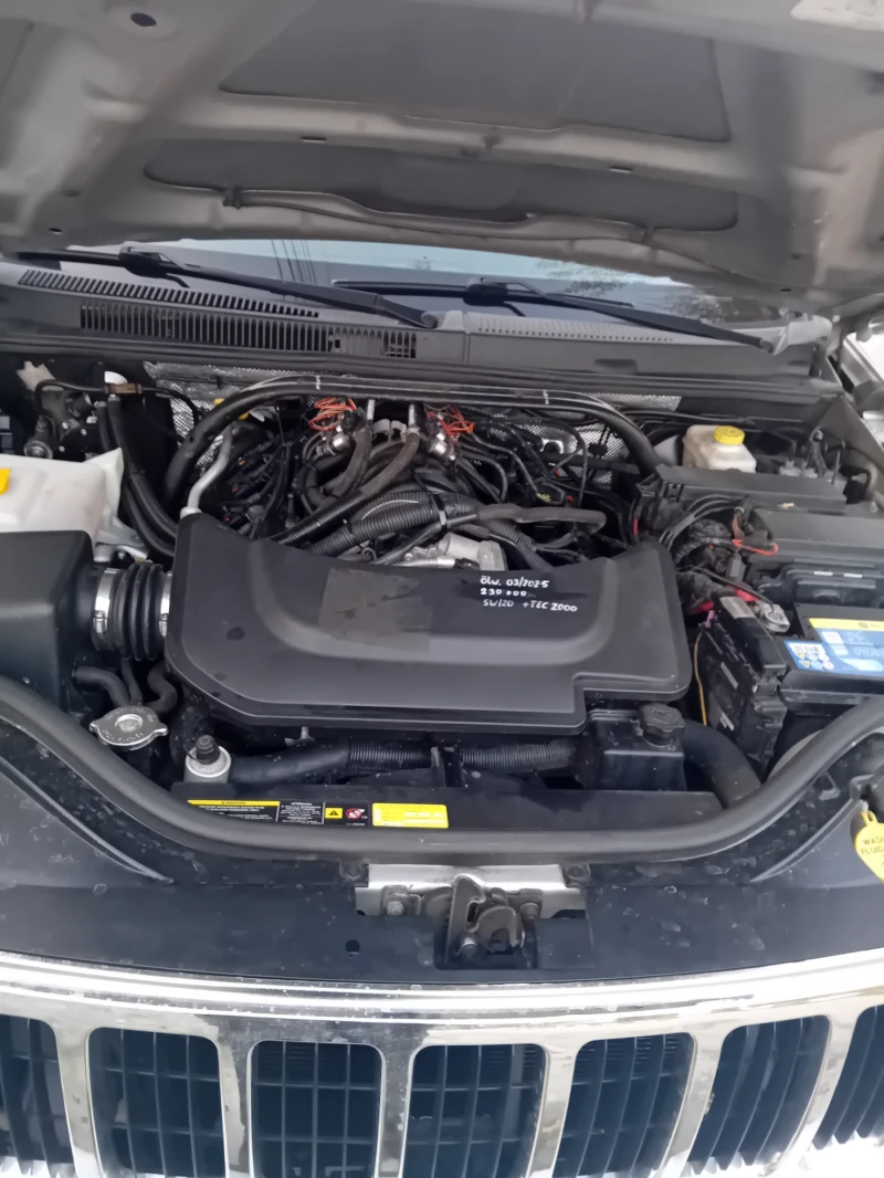 Jeep Grand cherokee, снимка 4 - Автомобили и джипове - 53264053