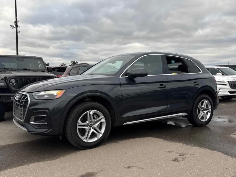 Audi Q5 Komfort  CARFAX, снимка 2 - Автомобили и джипове - 53077197