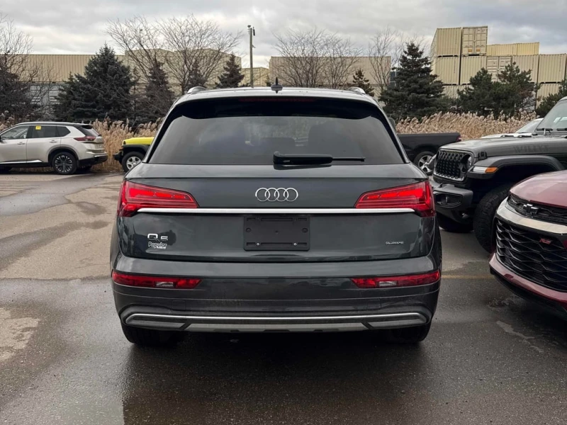 Audi Q5 Komfort  CARFAX, снимка 4 - Автомобили и джипове - 53077197