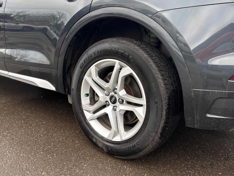 Audi Q5 Komfort  CARFAX, снимка 7 - Автомобили и джипове - 53077197