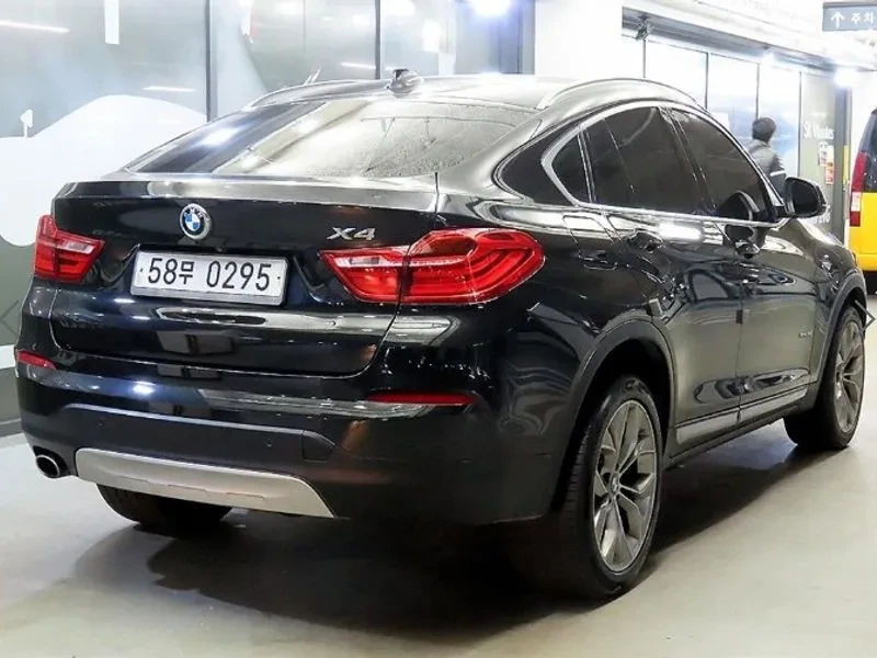 BMW X4 2.0d, снимка 4 - Автомобили и джипове - 54605278