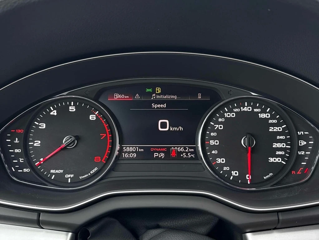 Audi Q5 Komfort  CARFAX - изображение 8