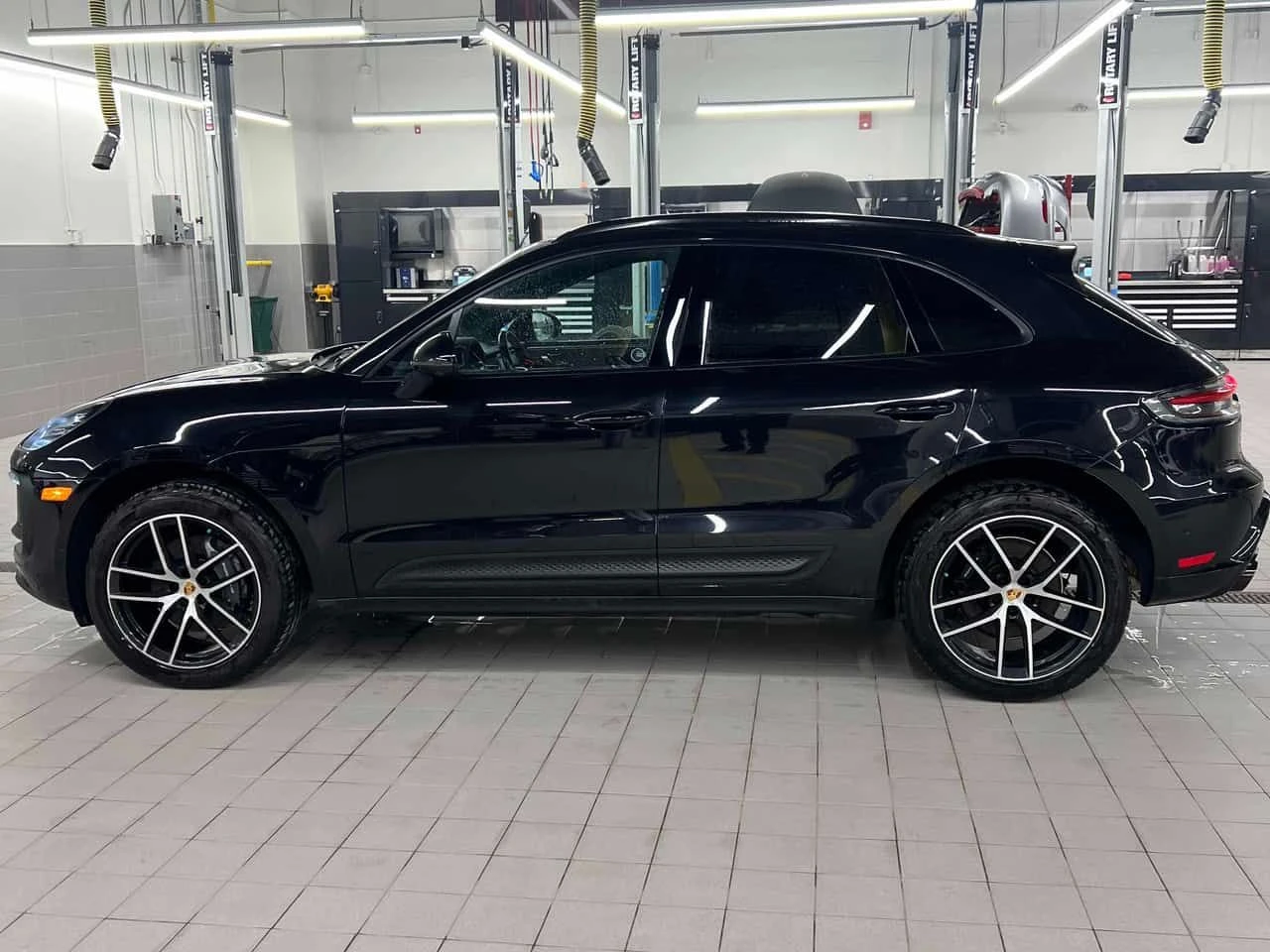 Porsche Macan DISTRONIC/360/MATRIX/PANO/NAVI - изображение 2