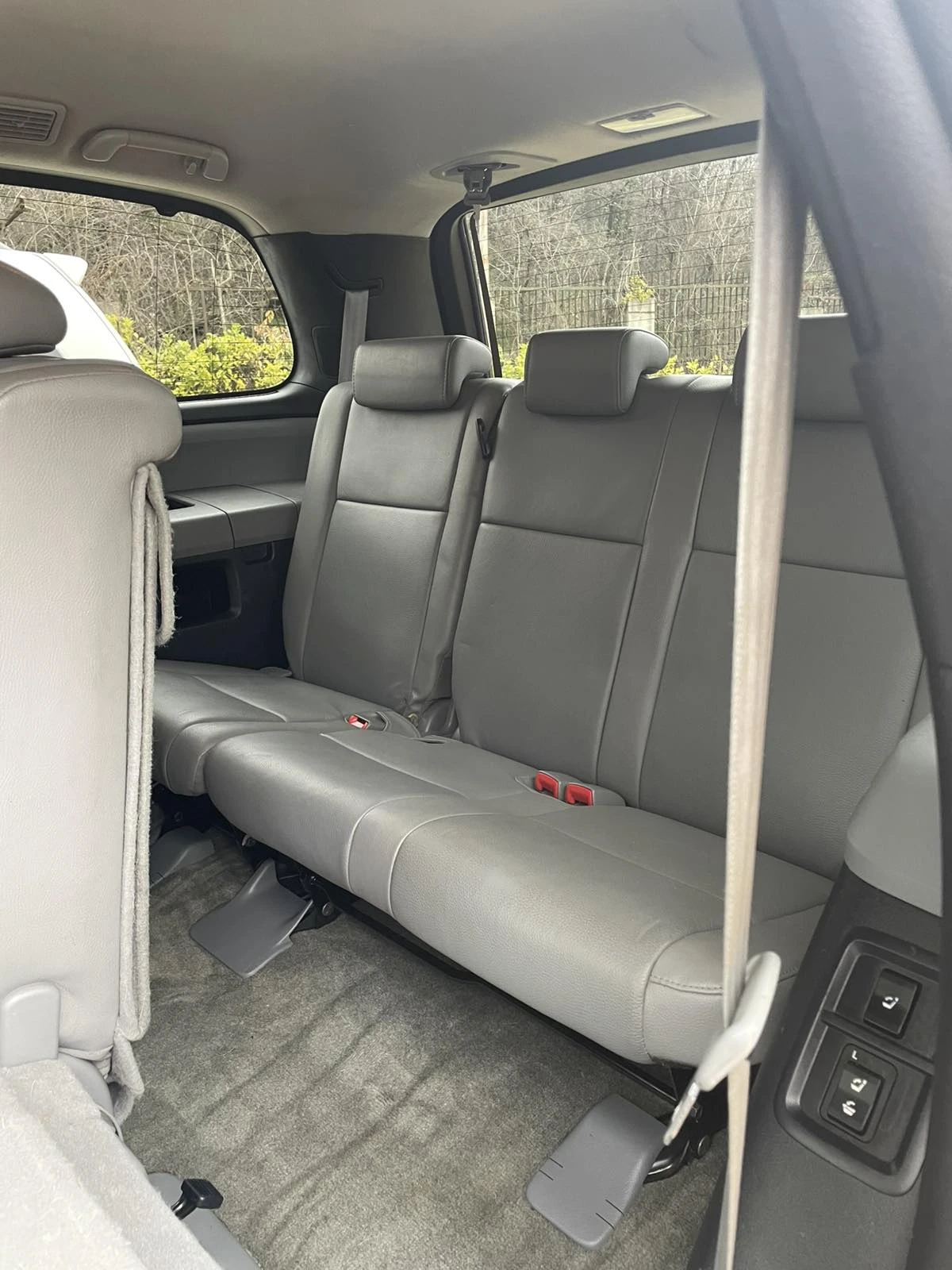 Toyota Sequoia Limited , снимка 12 - Автомобили и джипове - 53928720