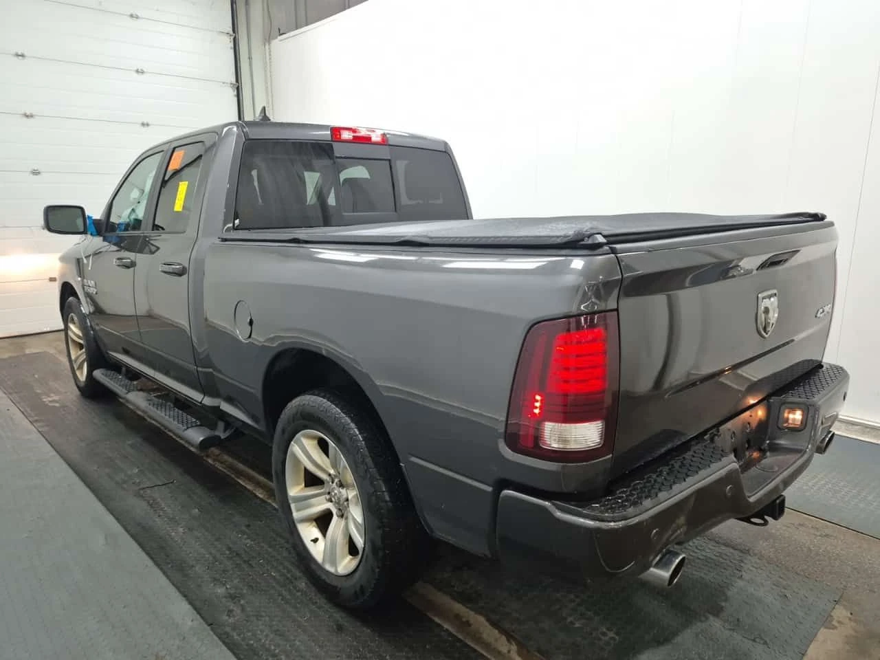 Dodge RAM 1500 * SPORT * CARFAX * ЦЕНА ДО БГ, снимка 5 - Автомобили и джипове - 54081216