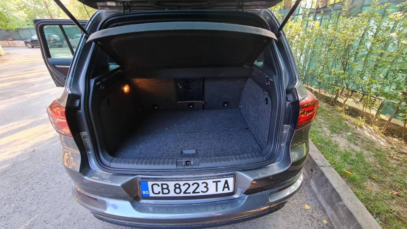 VW Tiguan R, снимка 14 - Автомобили и джипове - 55354122