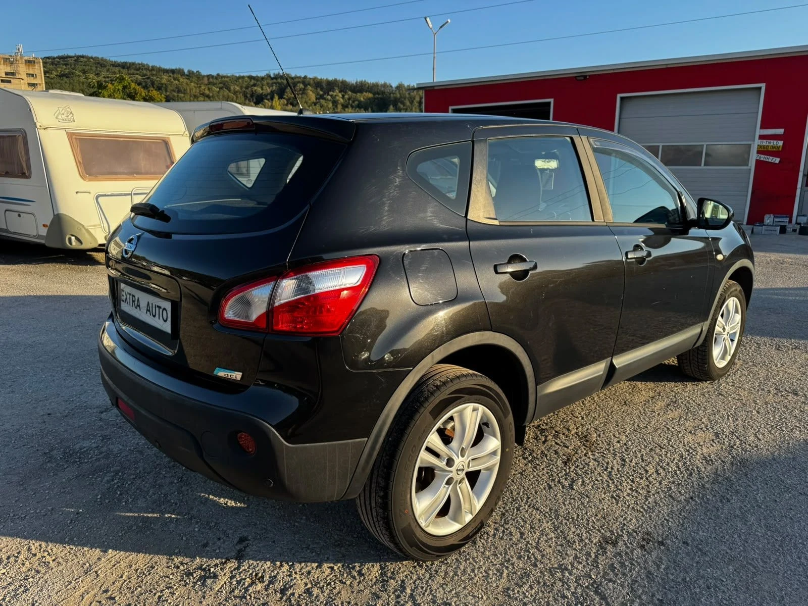 Nissan Qashqai 1.5dCi, FACELIFT,  КЛИМАТРОНИК, ПАРКТРОНИК, снимка 5 - Автомобили и джипове - 56014474