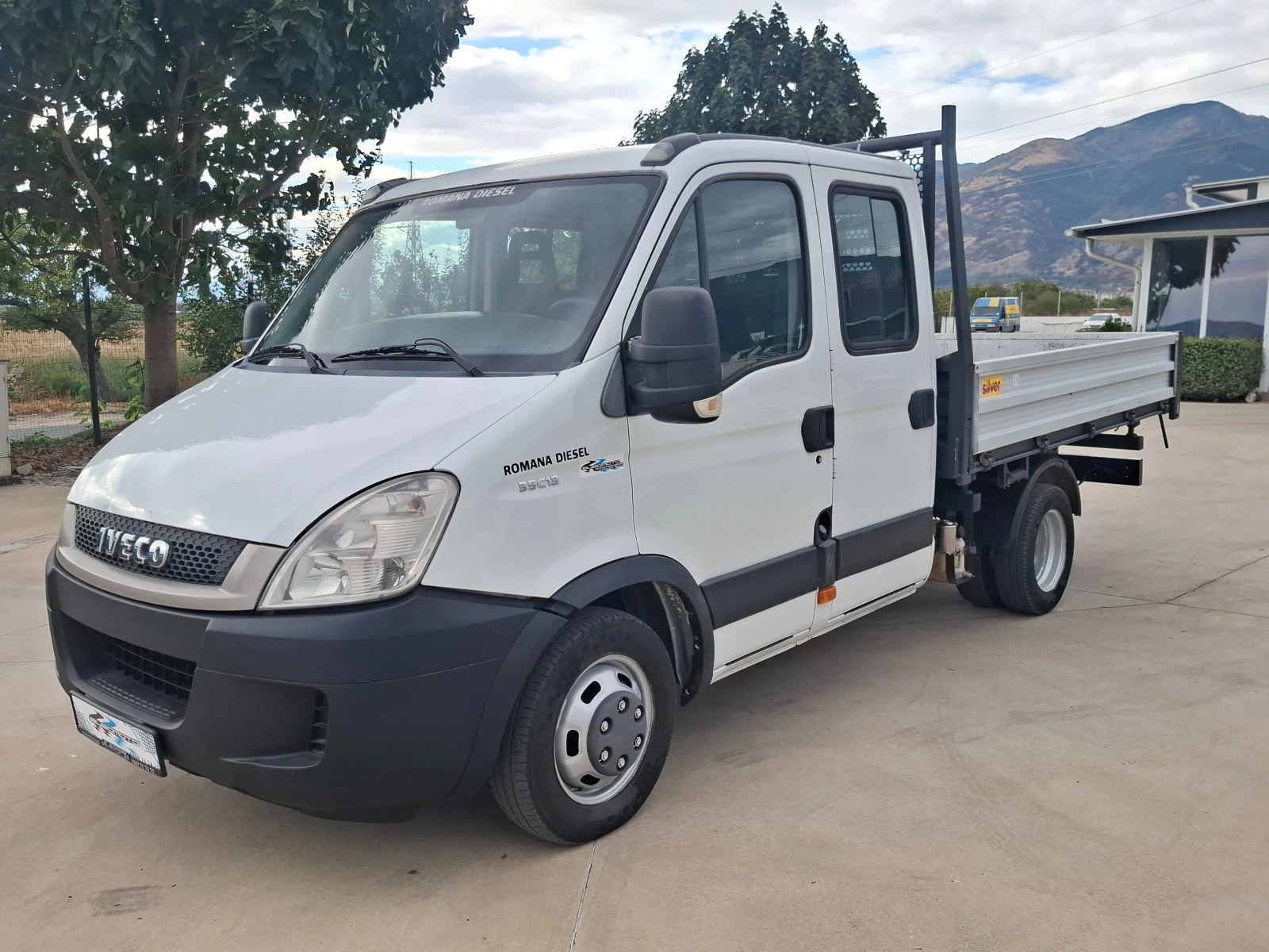 Iveco Daily 35c13/До3.5т/6+ 1/Климатик, снимка 6 - Бусове и автобуси - 56182138