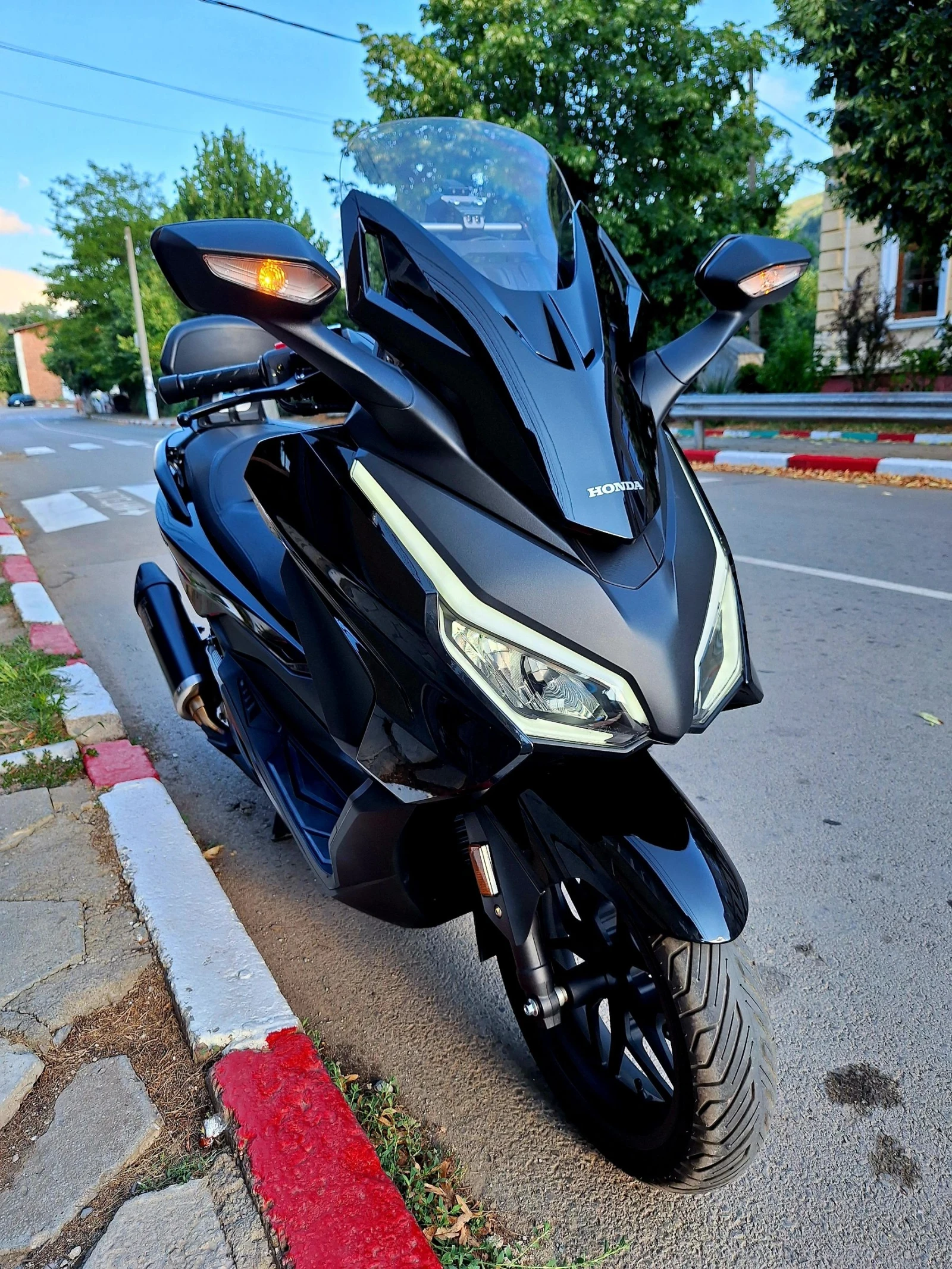 Honda Forza Forza 350 - изображение 10