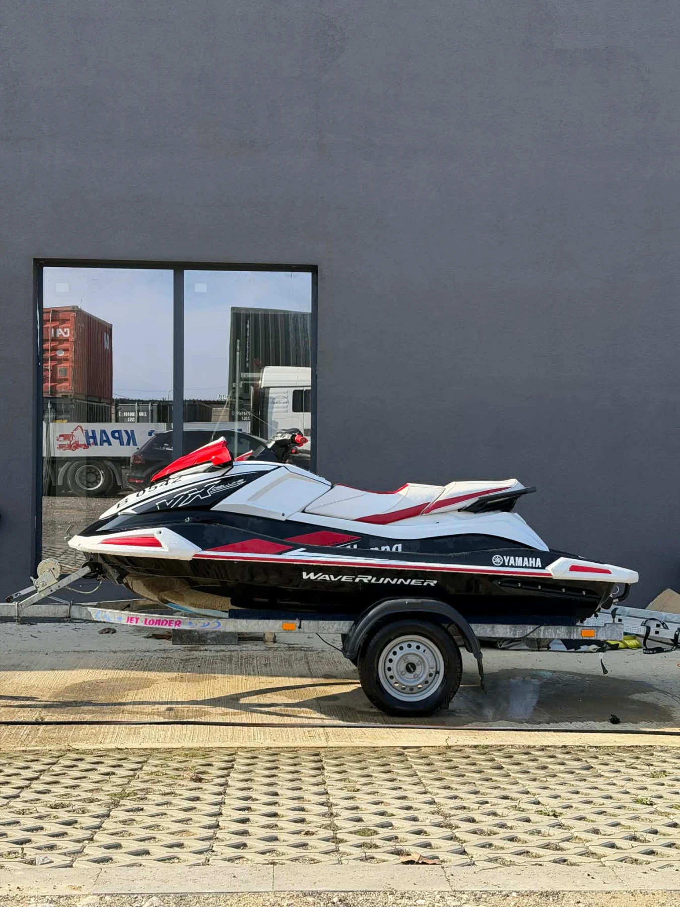 Джет Yamaha VX Deluxe 