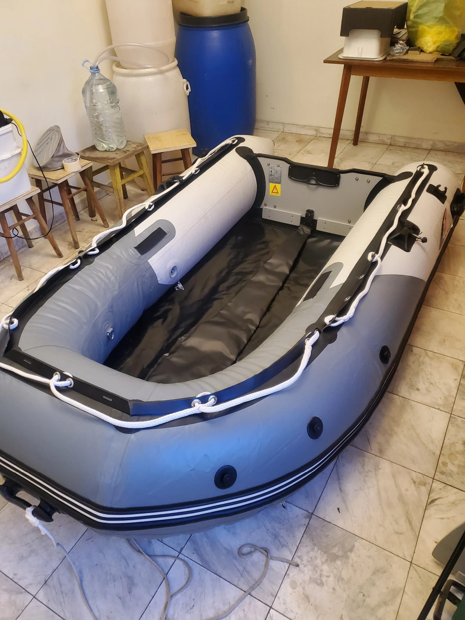 Надуваема лодка Honda Marine, снимка 2 - Воден транспорт - 54148110