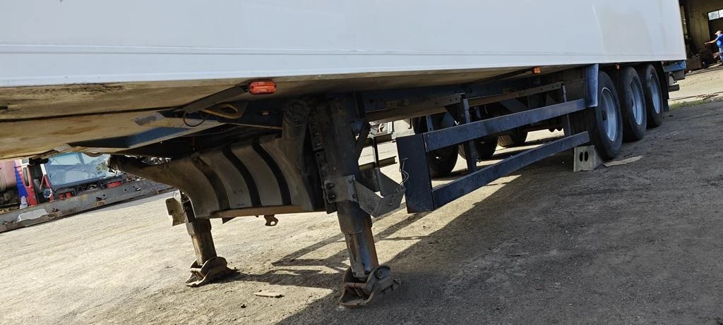   Lamberet LVFS3 SR2, Carrier Vector 1850 | Mobile.bg   9