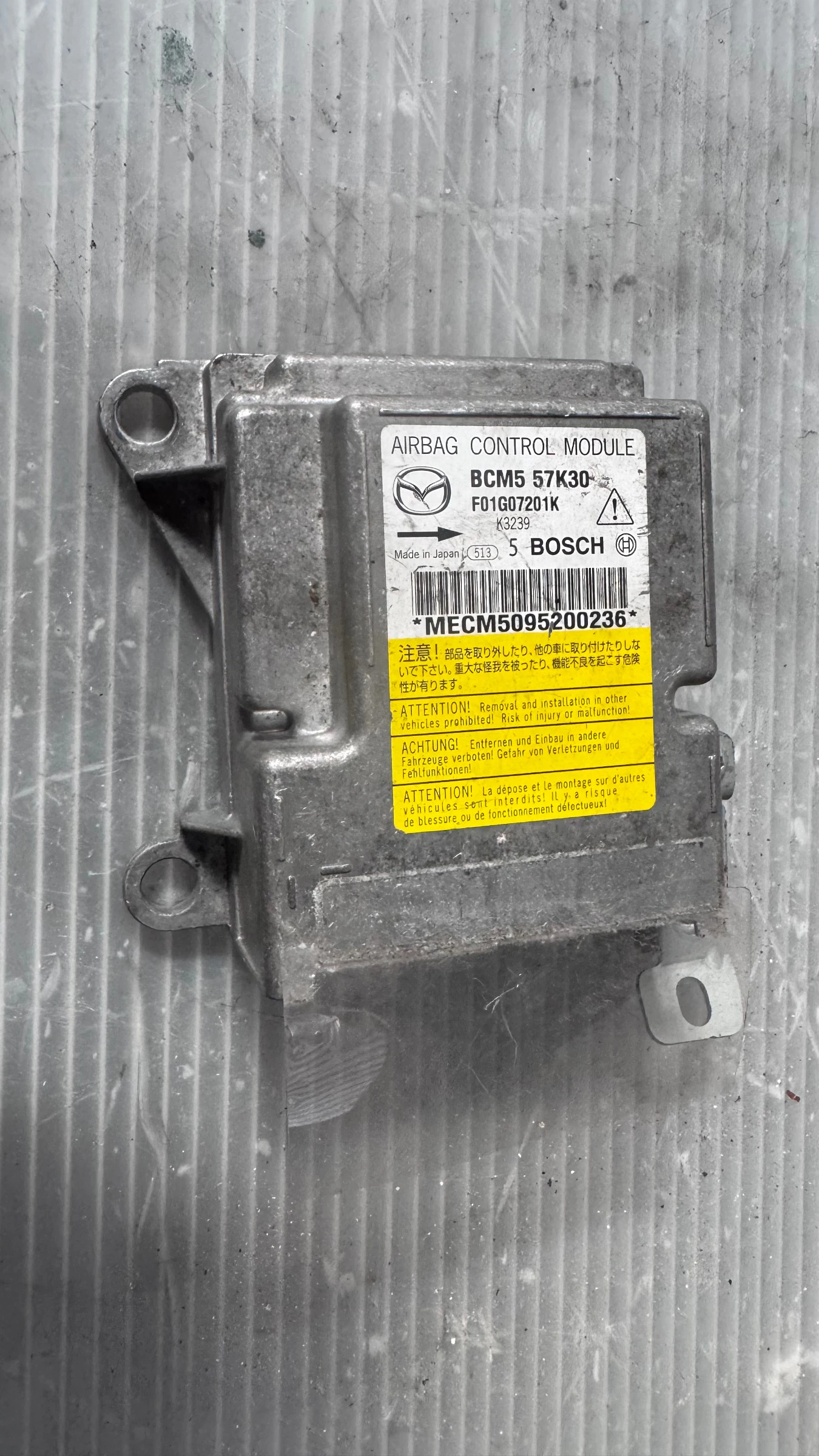 Airbag  /  /  a Mazda 3 - BCM557K30 / F01G07201K | Mobile.bg   1